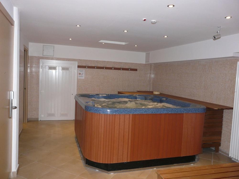 Bb 10 Serpotta - Palazzo Riolo & Restaurant Guest house 3*